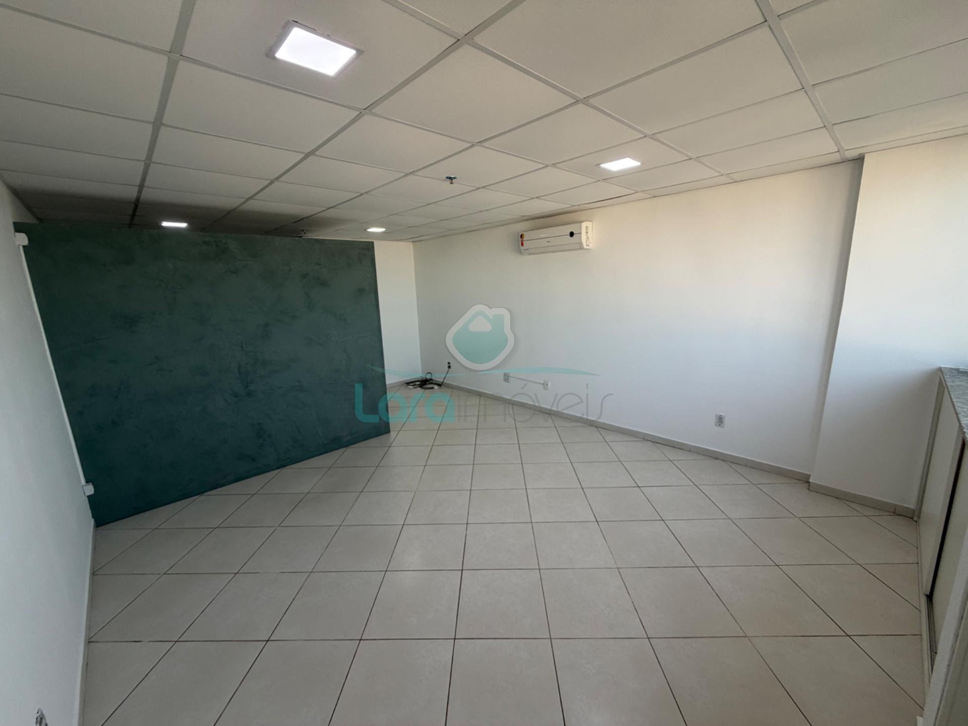Comercial à venda com 1 banheiro, 1 vaga e 30m² no Imbetiba, Macaé (RJ) — foto 10 de 13