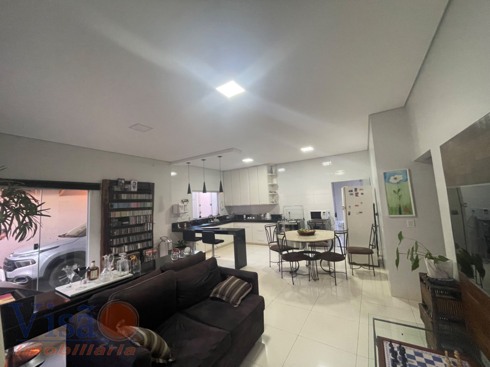 Casa à venda com 2 quartos, 1 banheiro, 2 vagas e 24m² no Bairro Bandeirantes, Paracatu (MG) — foto 8 de 9