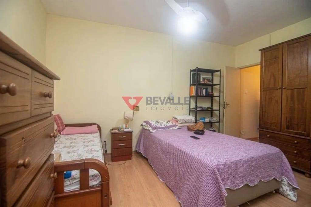 Casa à venda com 6 quartos, 3 suítes e 300m² no Botafogo, Rio de Janeiro (RJ) — foto 13 de 28