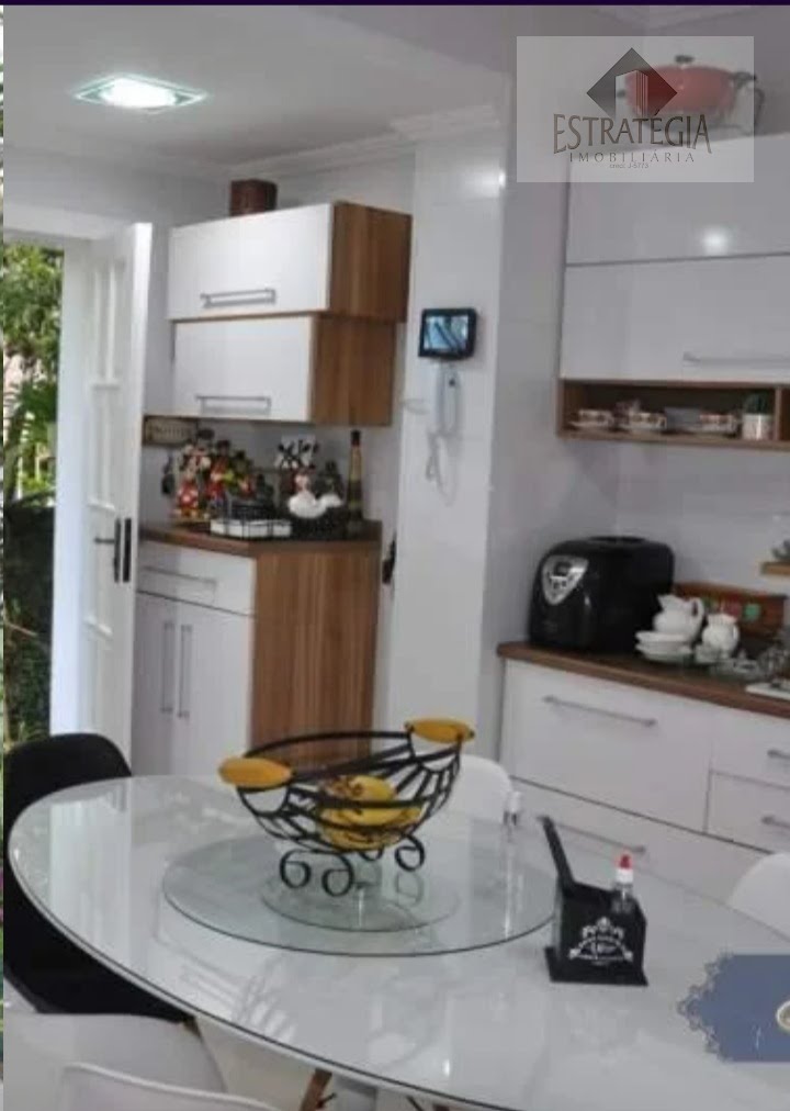 Casa à venda com 3 quartos, 1 suíte, 4 vagas e 230m² no Duarte Silveira, Petrópolis (RJ) — foto 19 de 19