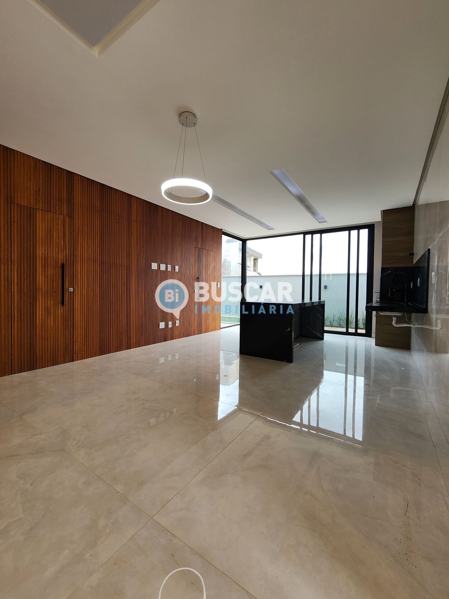 Casa à venda com 4 quartos, 4 suítes, 4 vagas e 307m² no Sim, Feira de Santana (BA) — foto 3 de 21