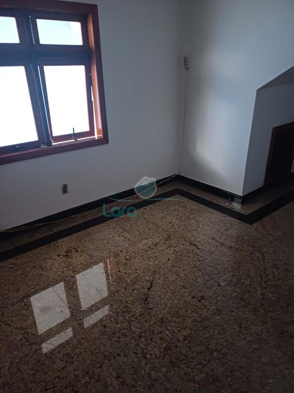 Casa à venda com 5 quartos, 5 banheiros, 5 vagas e 350m² no Riviera Fluminense, Macaé (RJ) — foto 7 de 13