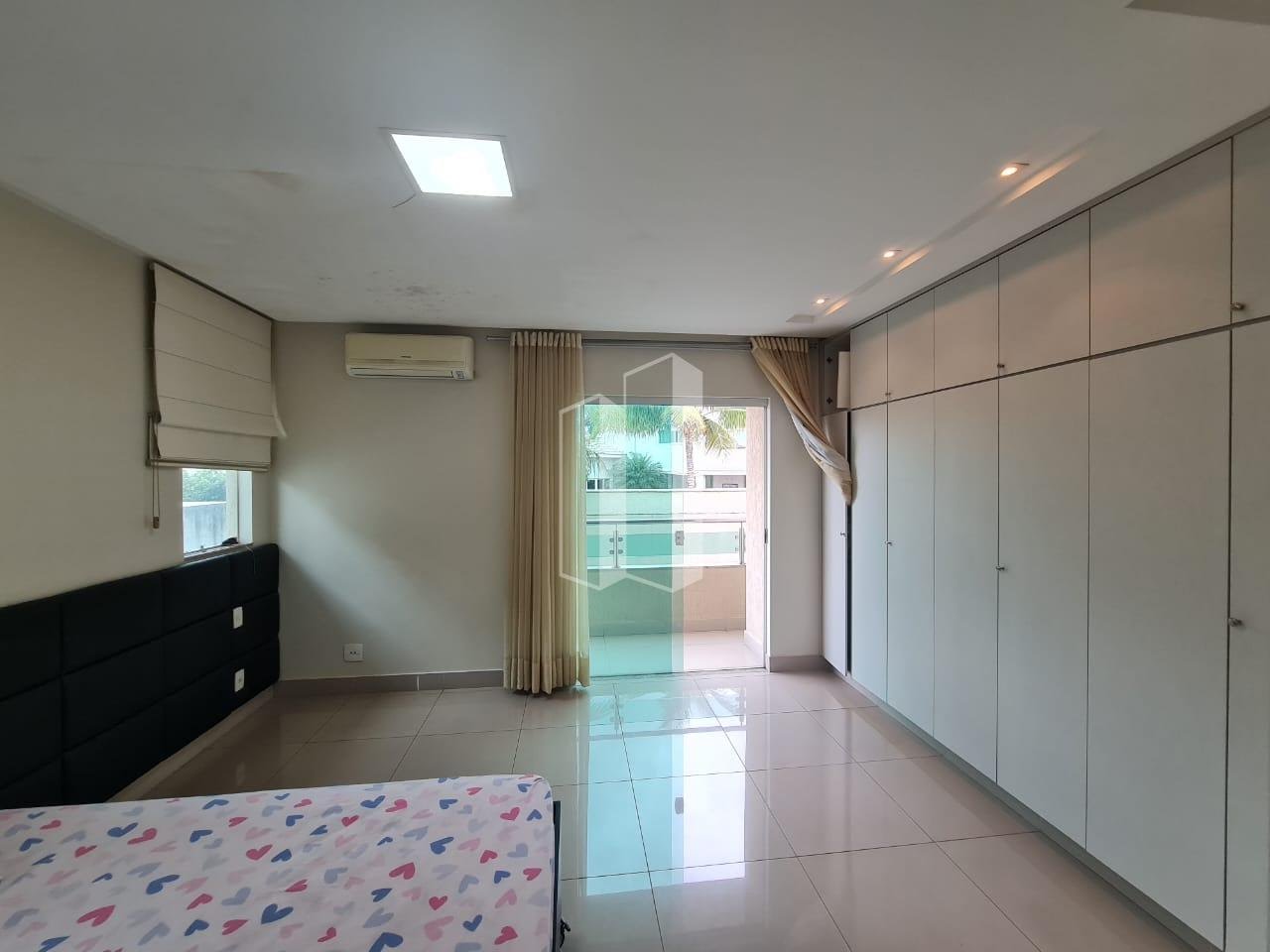 Casa à venda com 4 quartos, 4 suítes, 4 vagas e 281m² no Jardins Madri, Goiânia (GO) — foto 12 de 25