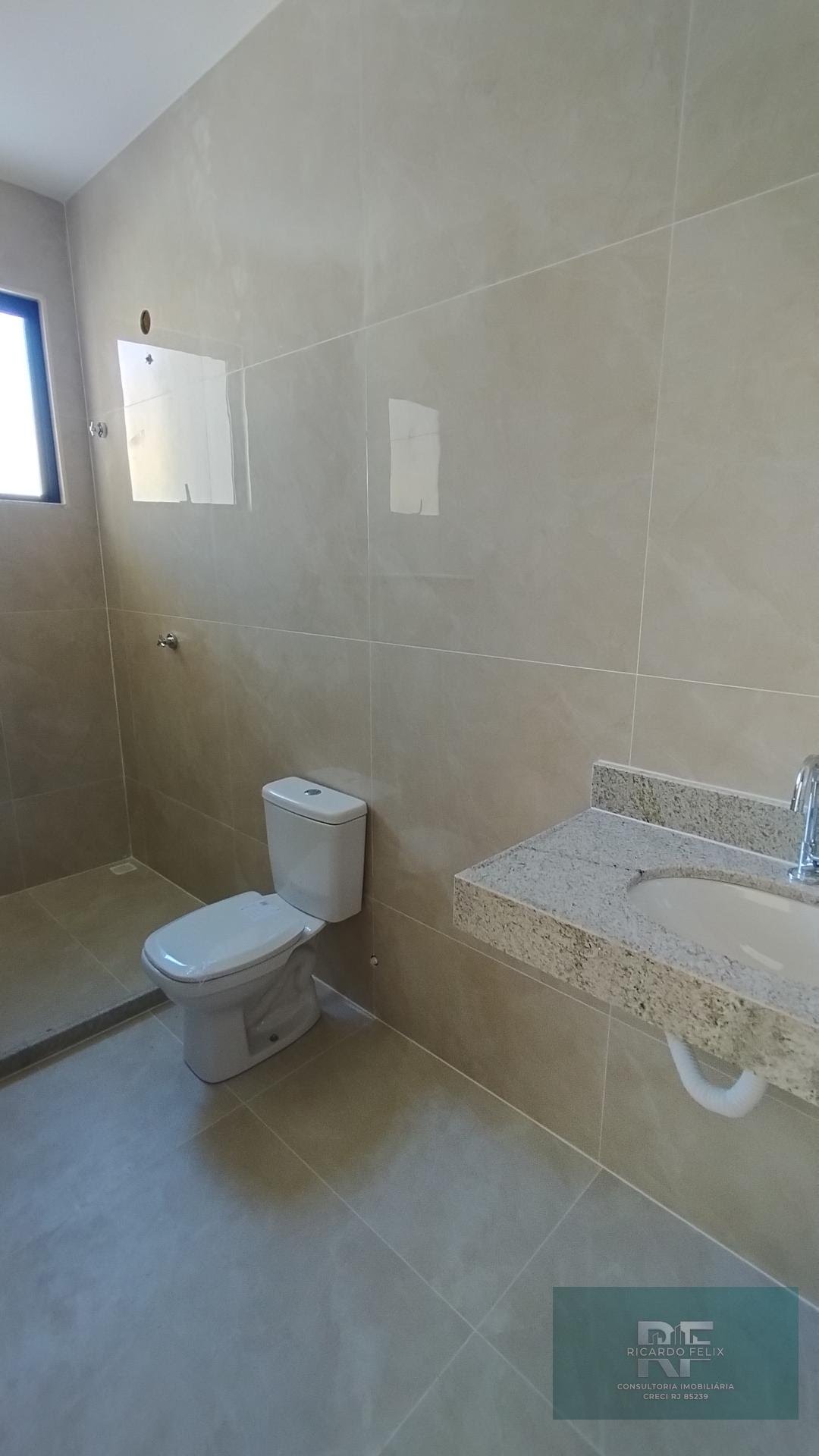 Casa à venda com 3 quartos, 3 suítes, 2 vagas e 180m² no Recreio, Rio das Ostras (RJ) — foto 24 de 25