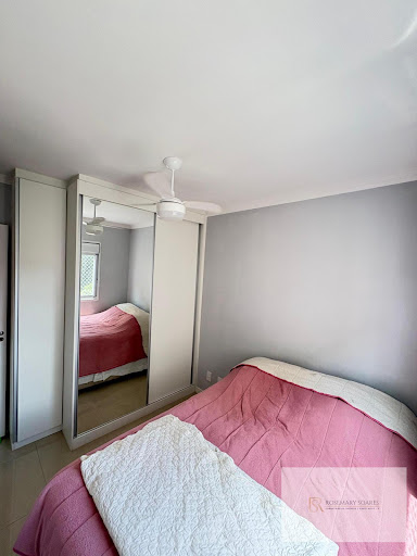 Quarto casal