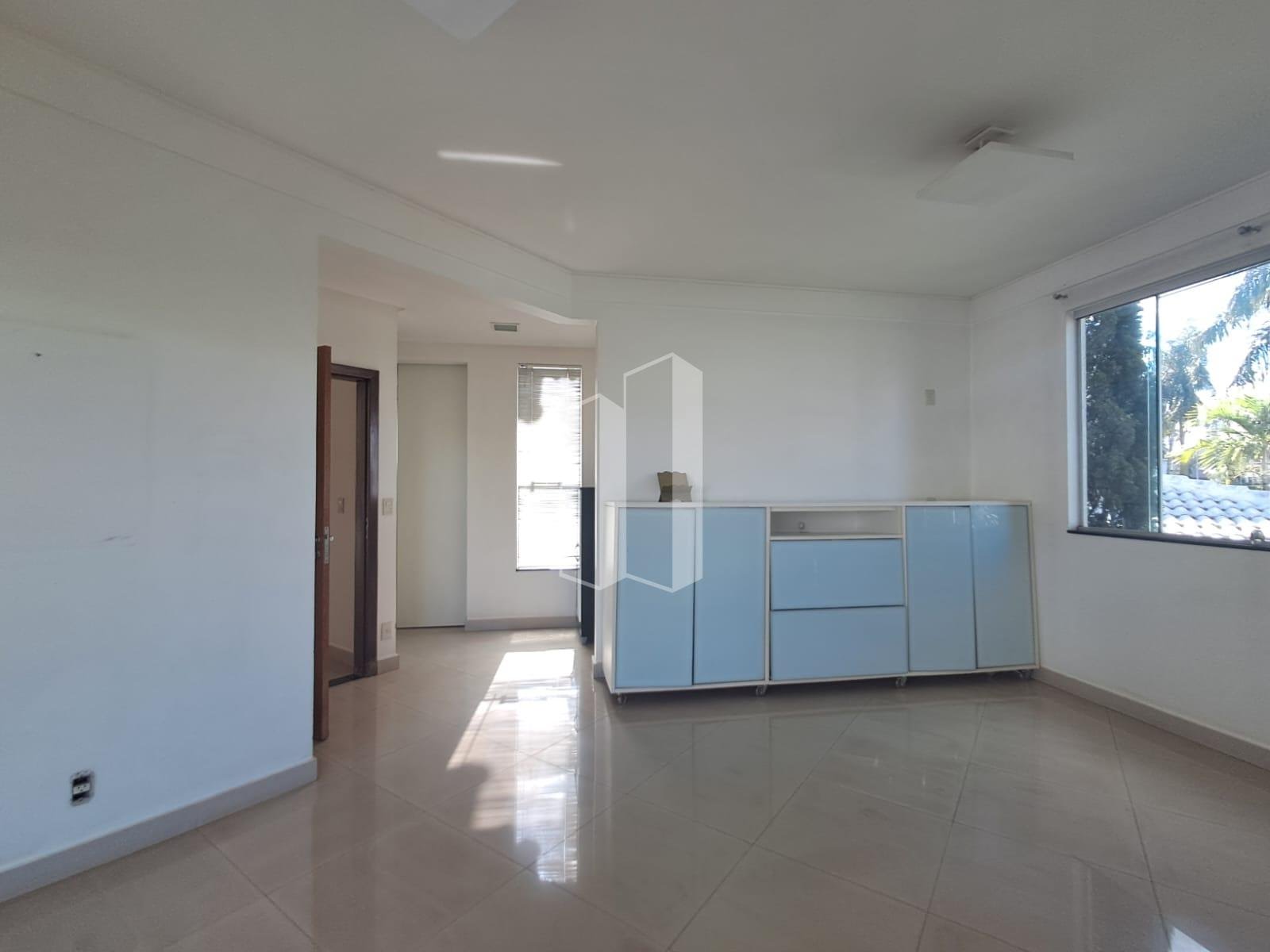 Casa à venda com 4 quartos, 3 suítes e 4 vagas no Residencial Granville, Goiânia (GO) — foto 25 de 30
