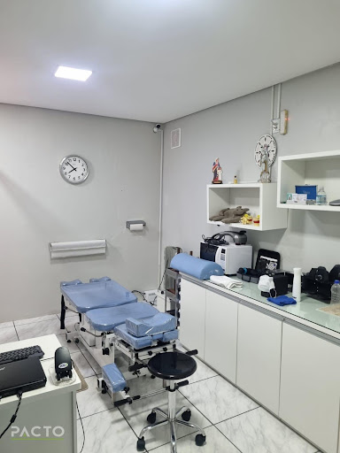Apartamentos e sala no centro