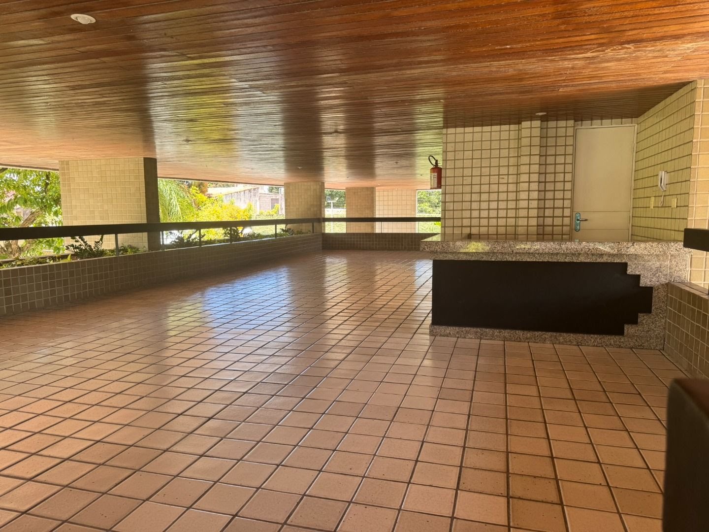 Apartamento à venda com 5 quartos, 2 suítes, 2 vagas e 160m² no Madalena, Recife (PE) — foto 6 de 30