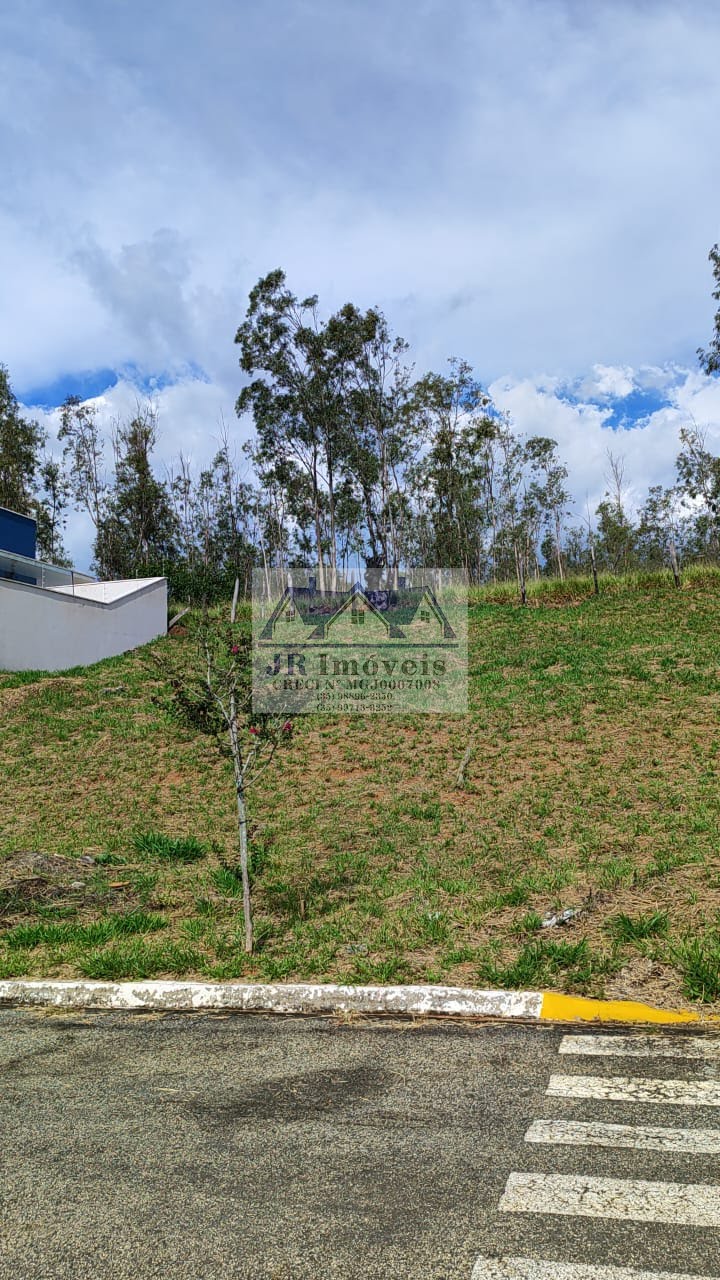 Terreno à venda com 240m² de terreno no Jardim Panorama, Piranguinho (MG) — foto 5 de 8