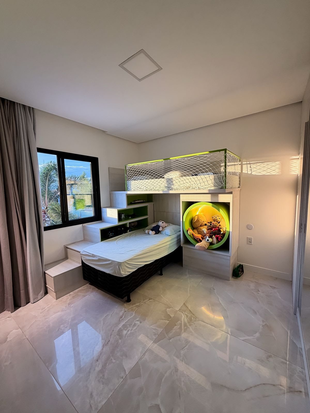 Casa à venda com 3 quartos, 2 suítes, 4 vagas e 280m² no Sim, Feira de Santana (BA) — foto 22 de 26