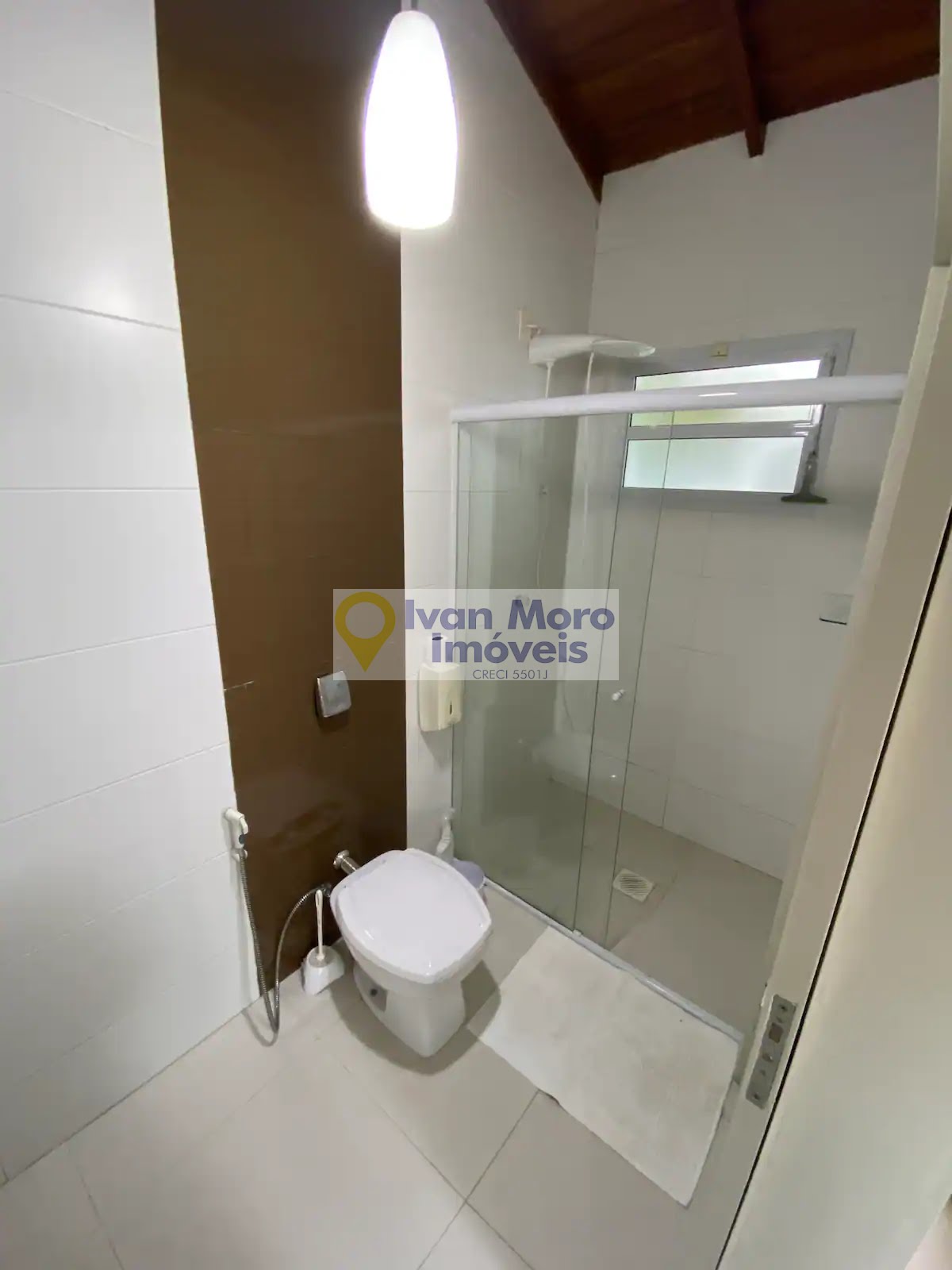 Casa para alugar com 4 quartos, 3 suítes, 3 vagas e 350m² no Daniela, Florianópolis (SC) — foto 21 de 30