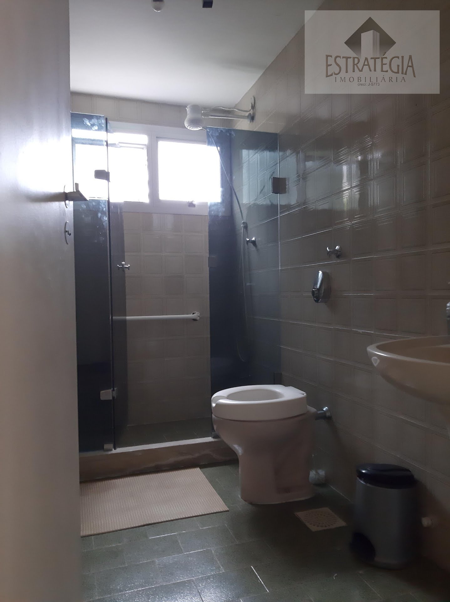 Apartamento à venda com 2 quartos, 1 banheiro, 1 vaga e 75m² no Centro, Petrópolis (RJ) — foto 8 de 12