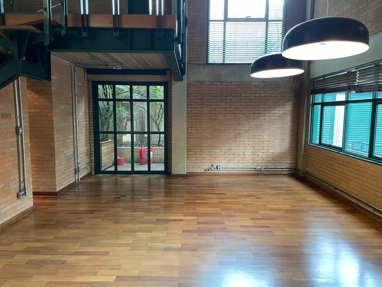 Conjunto Comercial para Locação Rua Fidalga, Vila Madalena/SP
