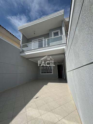 Sobrado à venda a 7 min metrô Tucuruvi SP | 3 suítes, 160m²