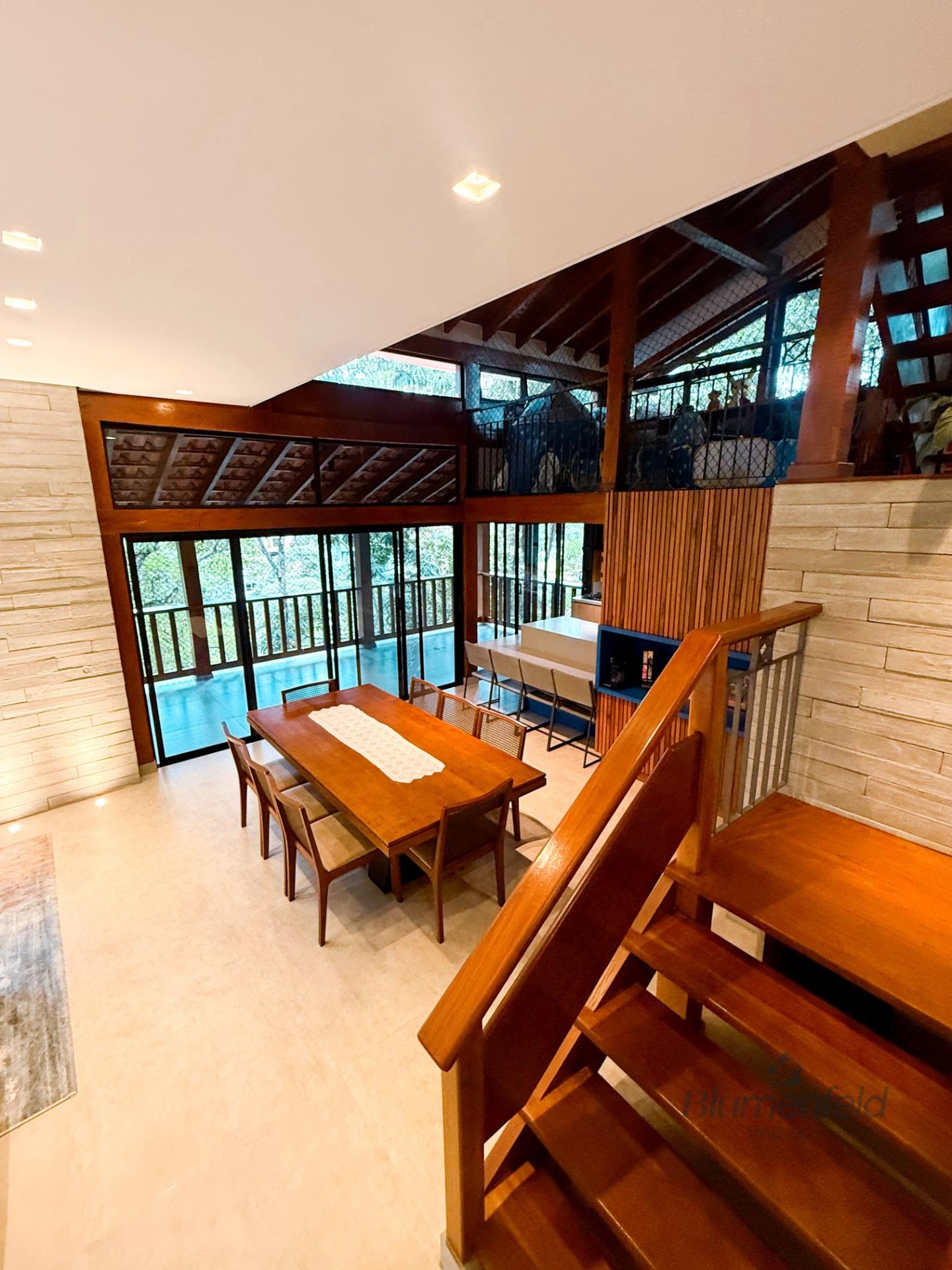 Casa à venda com 3 quartos, 4 suítes, 2 vagas e 400m² no Condomínio Country Club, Arujá (SP) — foto 17 de 30