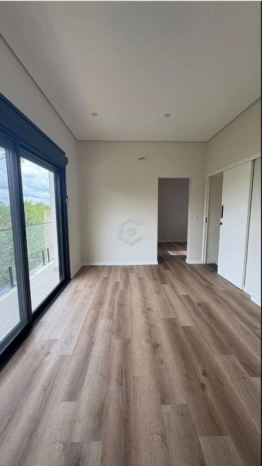 Casa à venda com 4 quartos, 4 suítes, 4 vagas e 306m² no Green Valley, Votorantim (SP) — foto 10 de 24