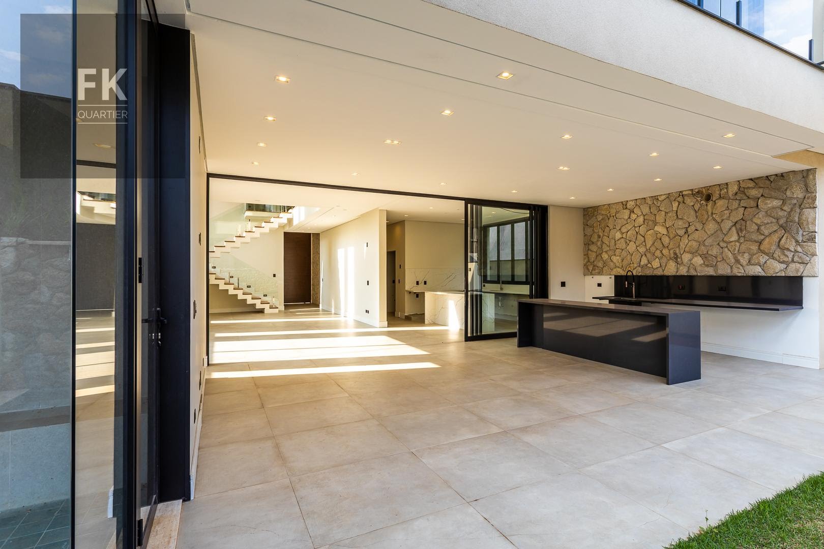Casa à venda com 4 quartos, 4 suítes, 6 vagas e 440m² no Alphaville, Santana de Parnaíba (SP) — foto 24 de 30