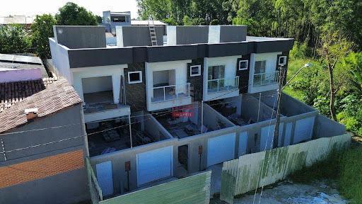 Casa à Venda em Portal de Jacaraípe - 3 Dormitórios, R$650K