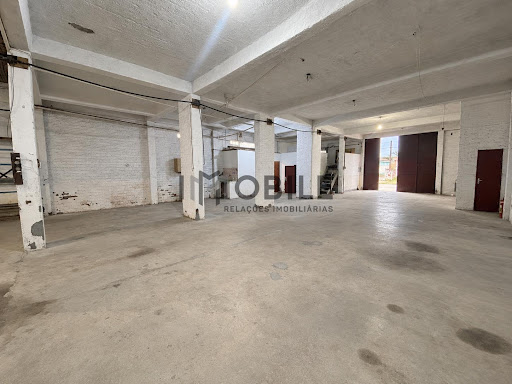 Depósito em Sarandi, Porto Alegre | 330m² para Locação