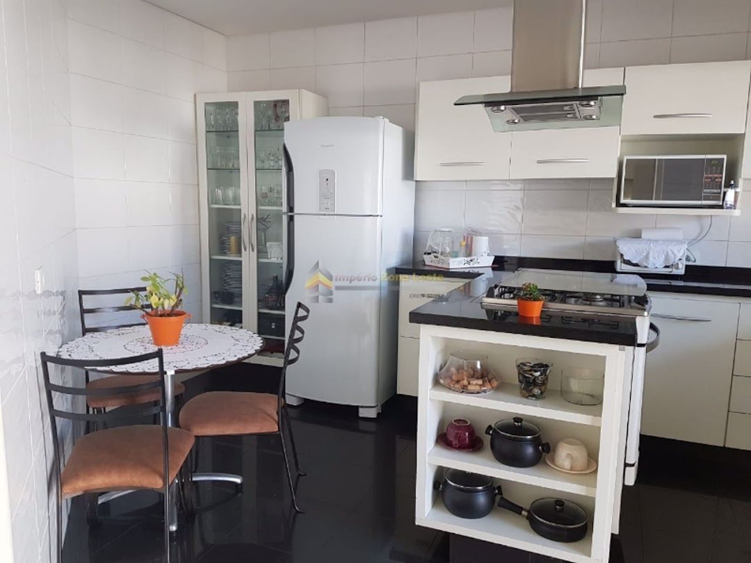 Casa, 4 quartos, 300 m² - Foto 5