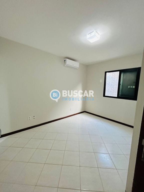 Casa à venda com 3 quartos, 1 suíte, 2 vagas e 200m² no Sim, Feira de Santana (BA) — foto 6 de 24