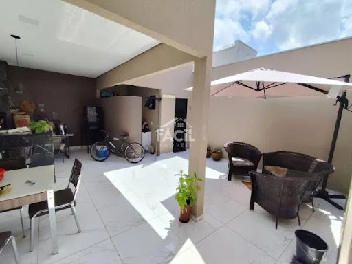 Casa à venda no Jardim Montevideu, 3 quartos, 161m²