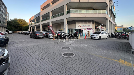 estacionamento-trinitaimobiliaria-mixmall&business