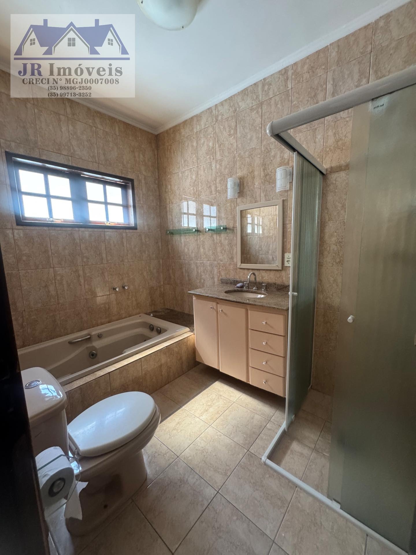 Casa à venda com 3 quartos, 1 suíte, 1 vaga e 360m² no Nossa Senhora da Agonia, Itajubá (MG) — foto 12 de 30