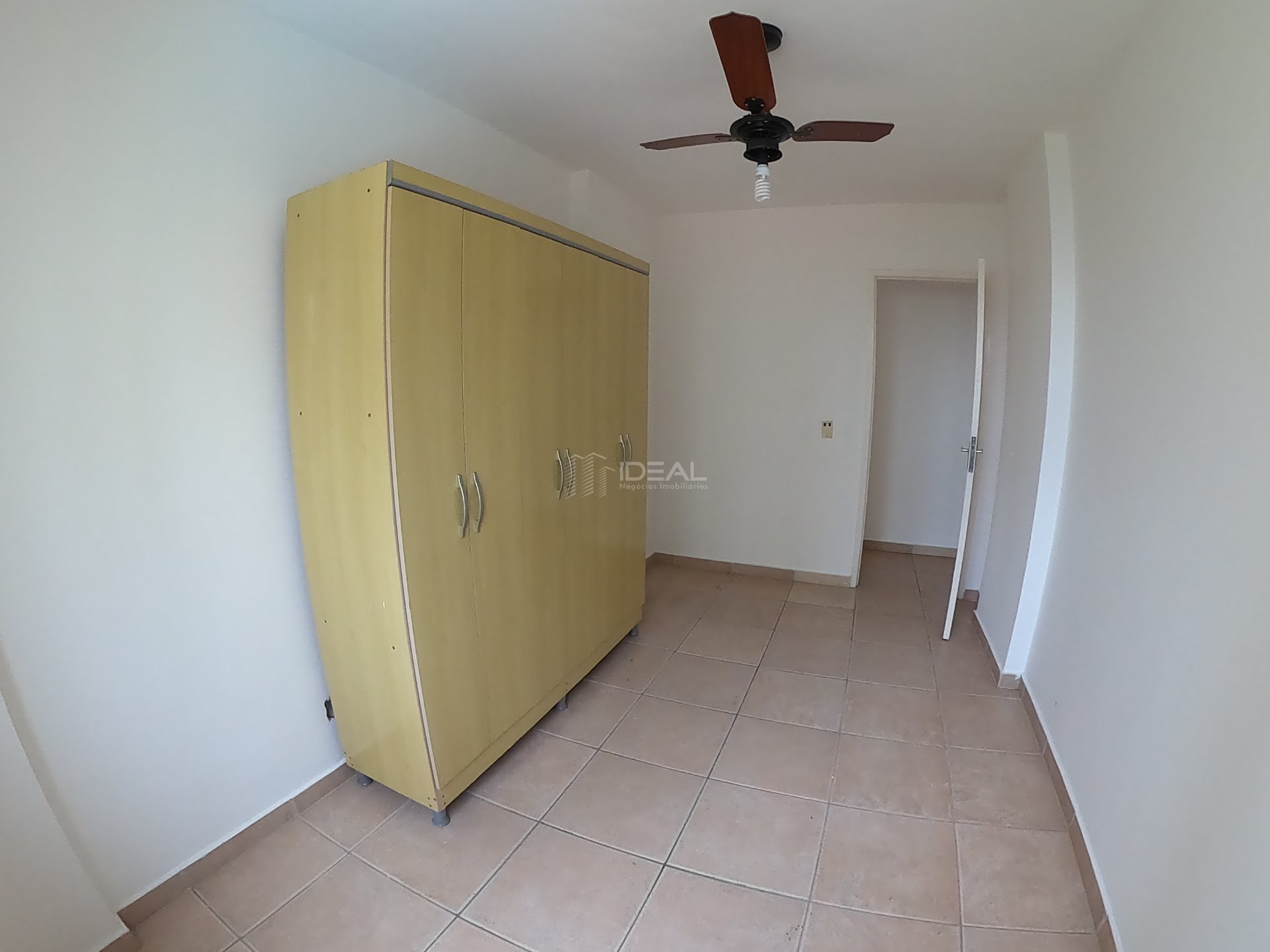 Apartamento de 2 quartos para locação próximo a Pelinca no Ed. Formosão - Campos dos Goytacazes, RJ 