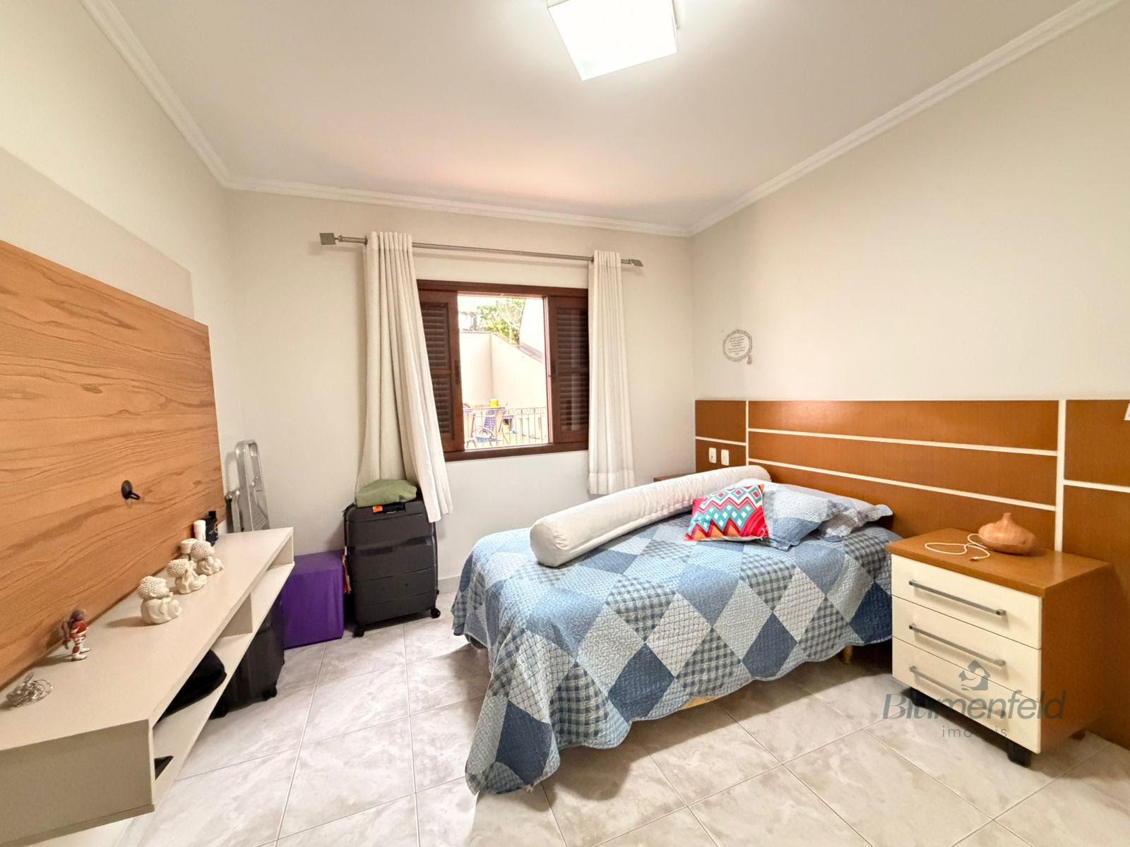 Casa para alugar com 3 quartos, 3 suítes, 6 vagas e 250m² no Condomínio Arujazinho IV, Arujá (SP) — foto 29 de 30