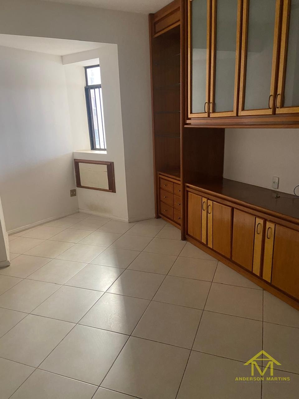 Apartamento à venda com 4 quartos, 3 banheiros, 2 vagas e 198m² no Praia da Costa, Vila Velha (ES) — foto 3 de 19