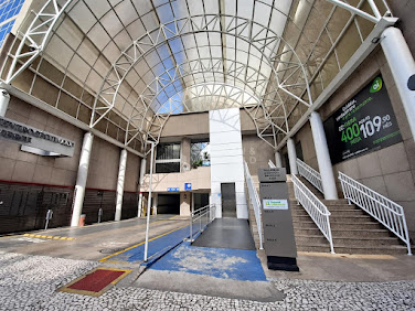 Conjunto com renda no 5° Andar - Edifício Centro Século XXI