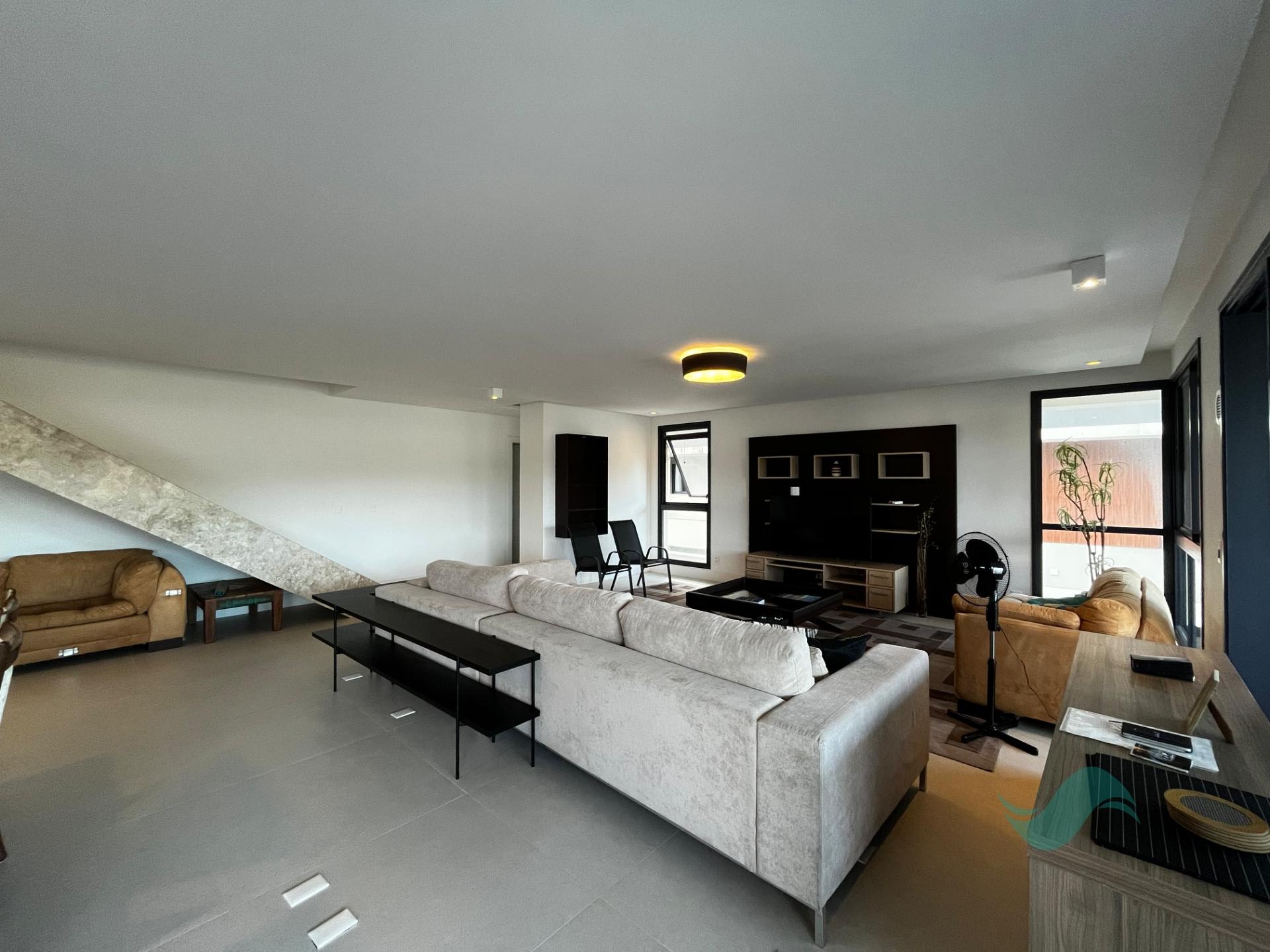 Cobertura à venda com 4 quartos, 4 suítes, 3 vagas e 240m² no Jurerê, Florianópolis (SC) — foto 6 de 19