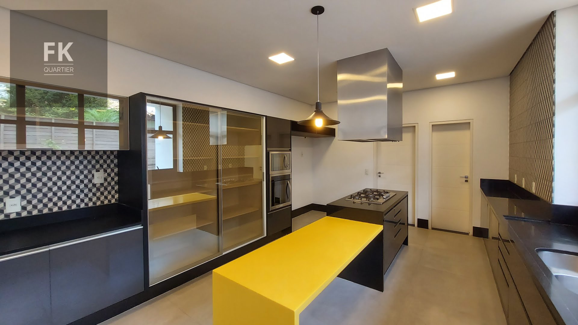 Casa à venda com 5 quartos, 5 suítes, 4 vagas e 730m² no Alphaville Conde II, Barueri (SP) — foto 13 de 30