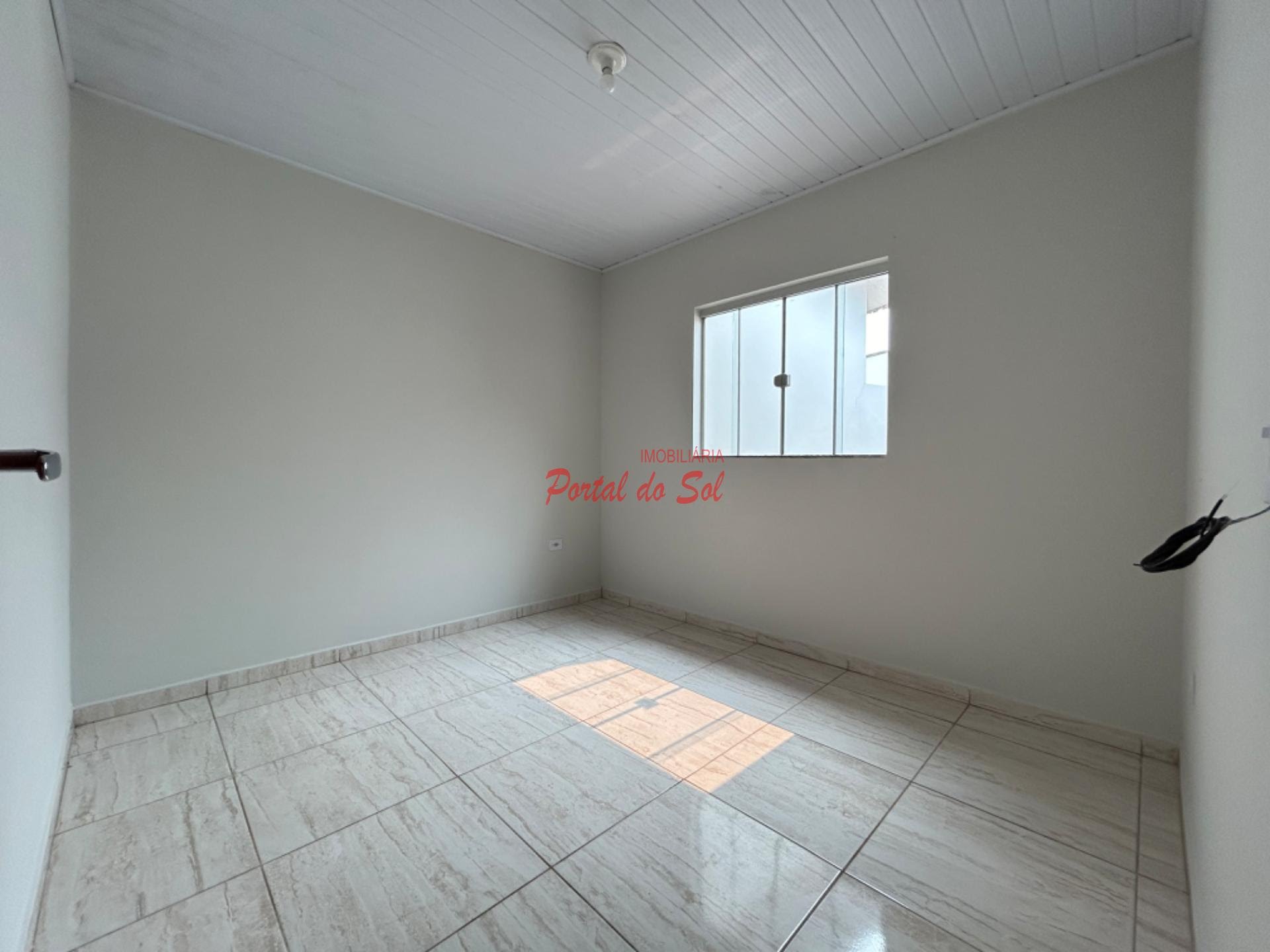 Casa para alugar com 2 quartos, 1 banheiro e 2 vagas no Jardim Murakami, Santo Antônio da Platina (PR) — foto 9 de 10