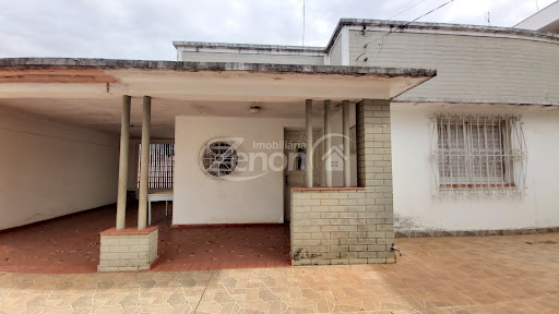 Casa em Centro  -  Adamantina
