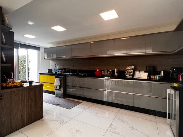 Cobertura à venda com 4 quartos, 4 suítes, 2 vagas e 350m² no Canasvieiras, Florianópolis (SC) — foto 17 de 30