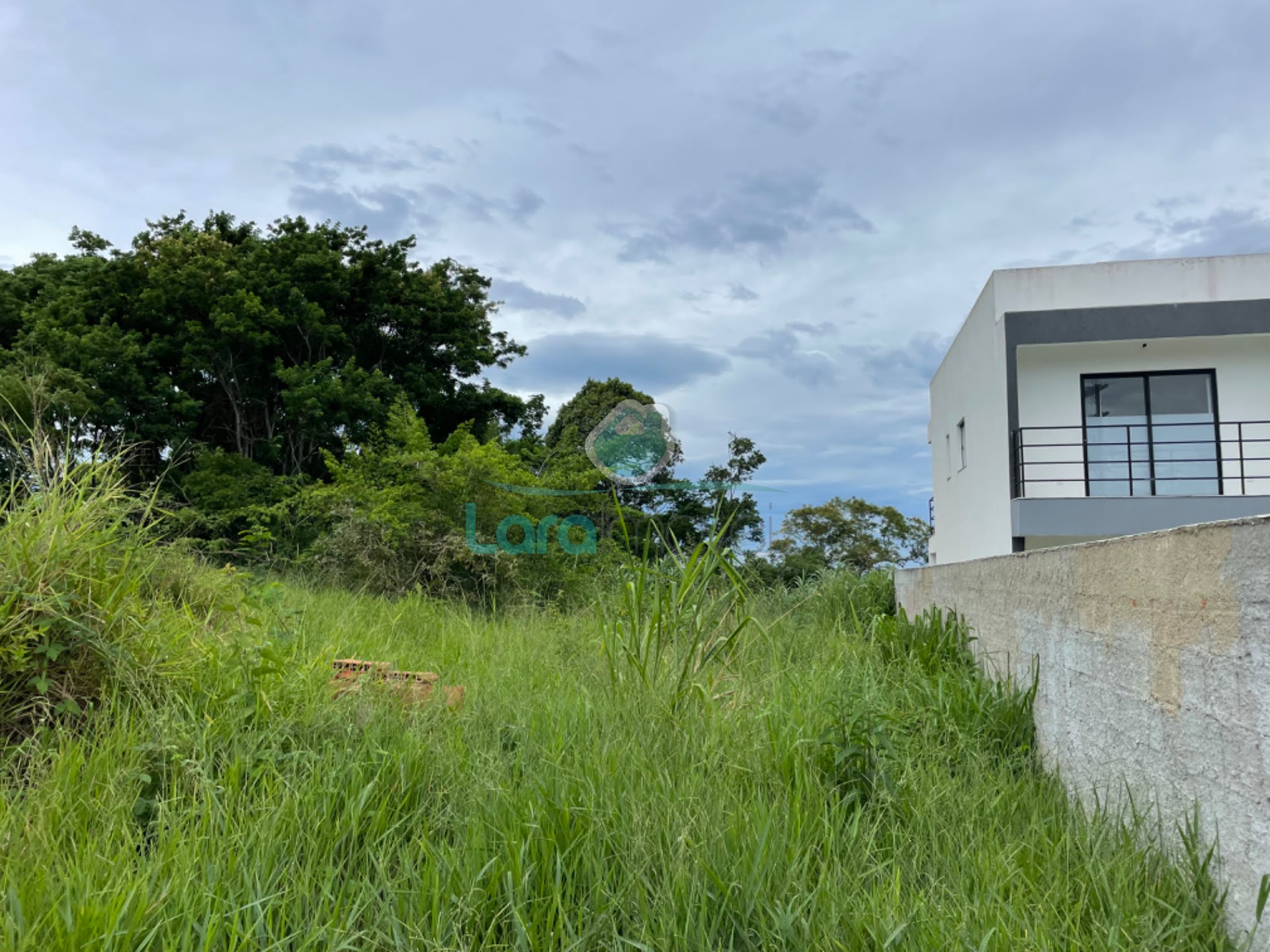 Terreno à venda com 465m² de terreno no Jardim Guanabara, Macaé (RJ) — foto 2 de 2