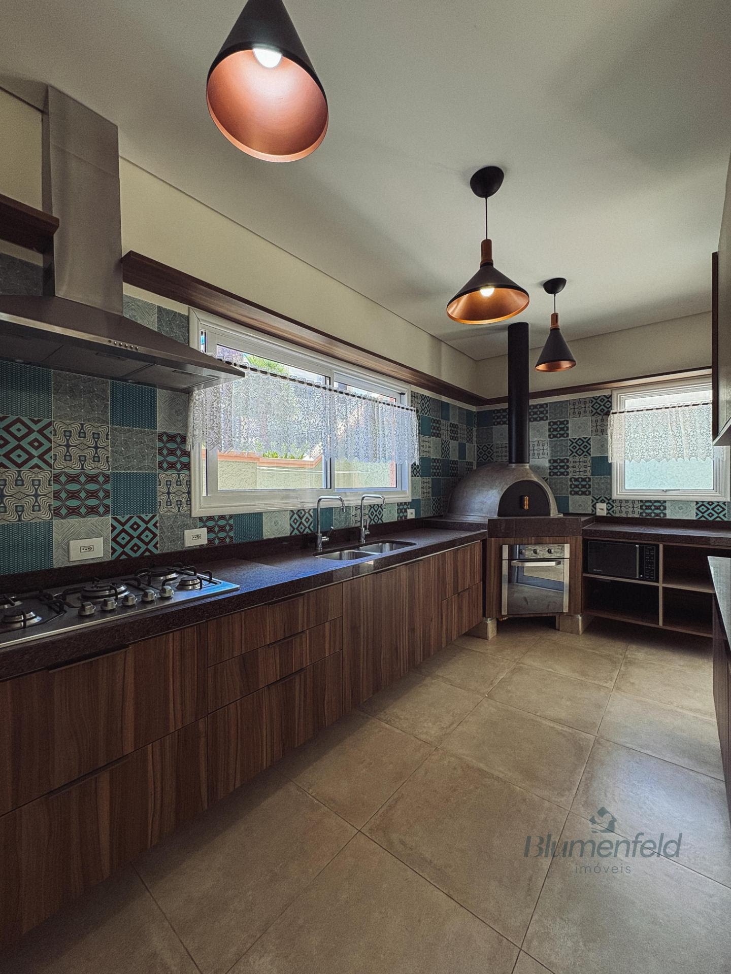 Casa à venda com 4 quartos, 4 suítes, 4 vagas e 338m² no Condomínio Real Park, Arujá (SP) — foto 8 de 28