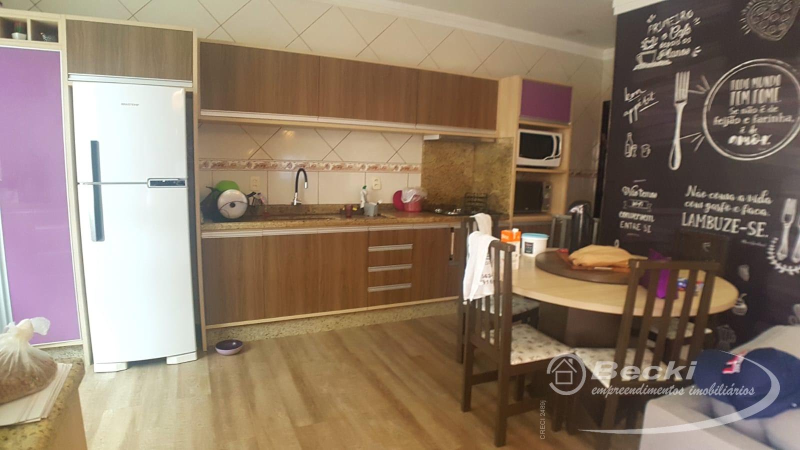 Casa à venda com 3 quartos, 2 suítes, 1 vaga e 200m² no Santa Catarina, Joinville (SC) — foto 16 de 20