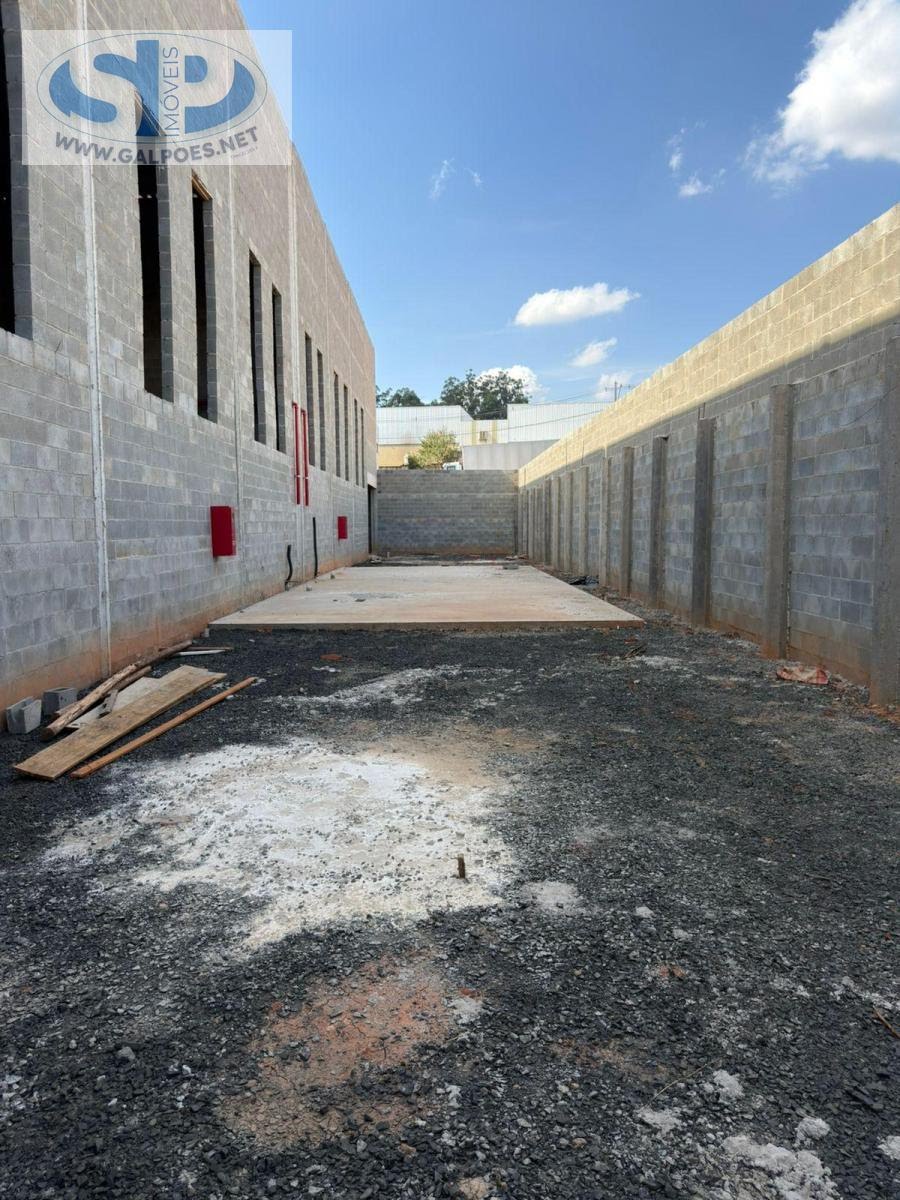 Depósito-Galpão, 2200 m² - Foto 2