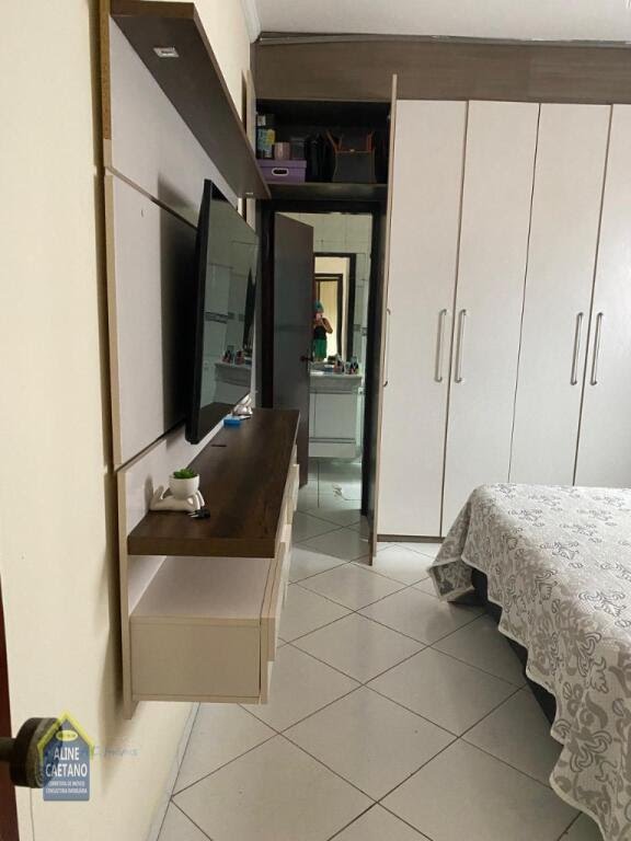 Casa à venda com 3 quartos, 1 suíte, 2 vagas e 130m² no Vila Caiçara, Praia Grande (SP) — foto 11 de 27