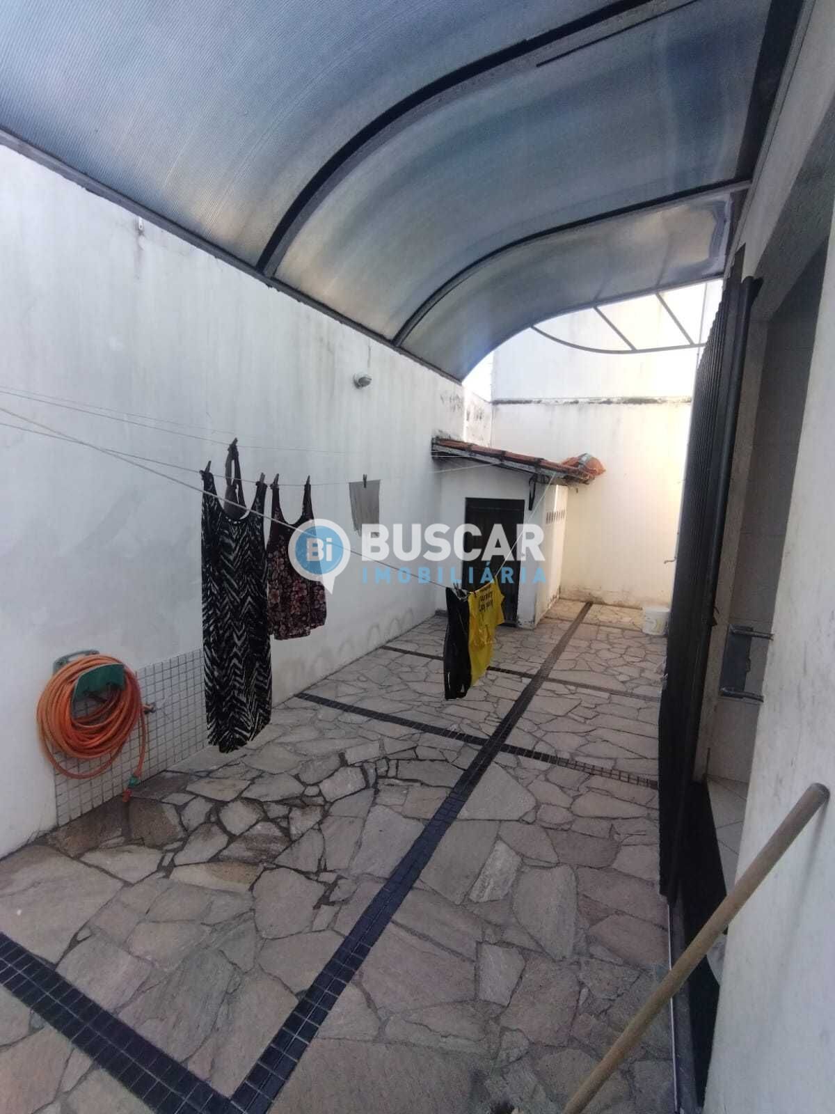 Casa à venda com 4 quartos, 1 suíte, 1 vaga e 300m² no Queimadinha, Feira de Santana (BA) — foto 2 de 15