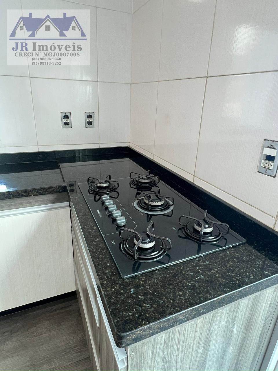 Casa à venda com 2 quartos, 1 suíte, 2 vagas e 220m² no Jardim Eldorado, Itajubá (MG) — foto 3 de 30
