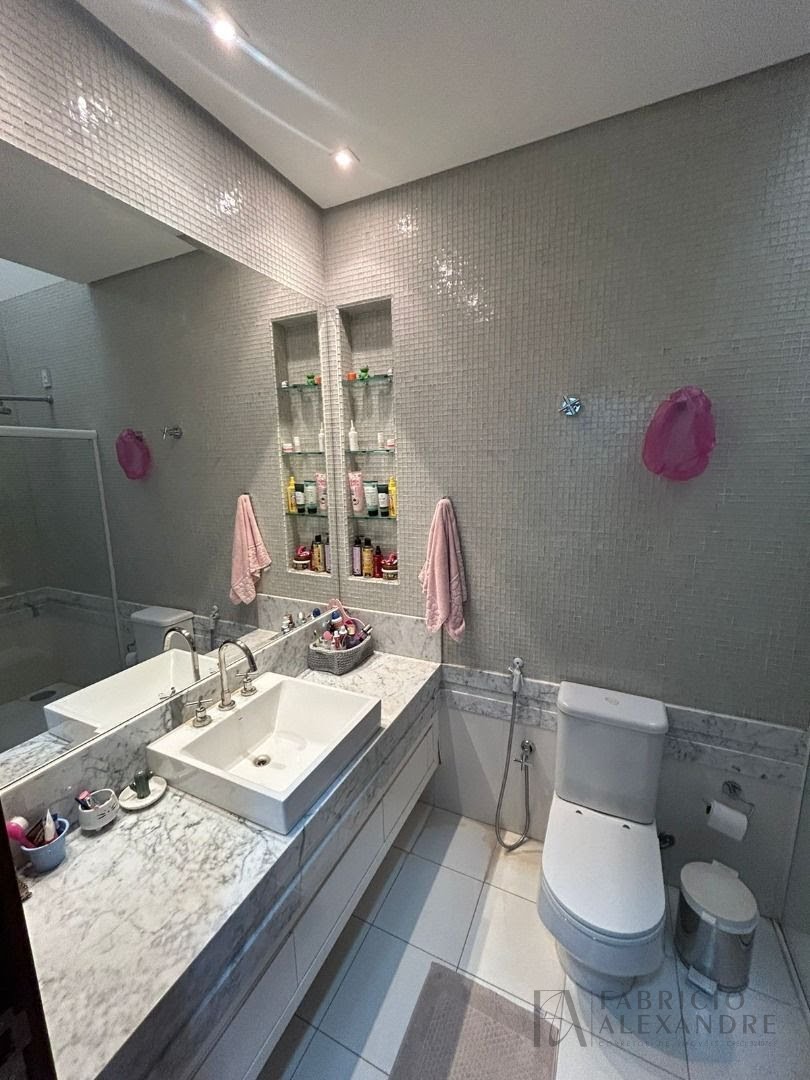 Casa à venda com 4 quartos, 4 suítes, 6 vagas e 670m² no Village Santa Helena, São José do Rio Preto (SP) — foto 15 de 30