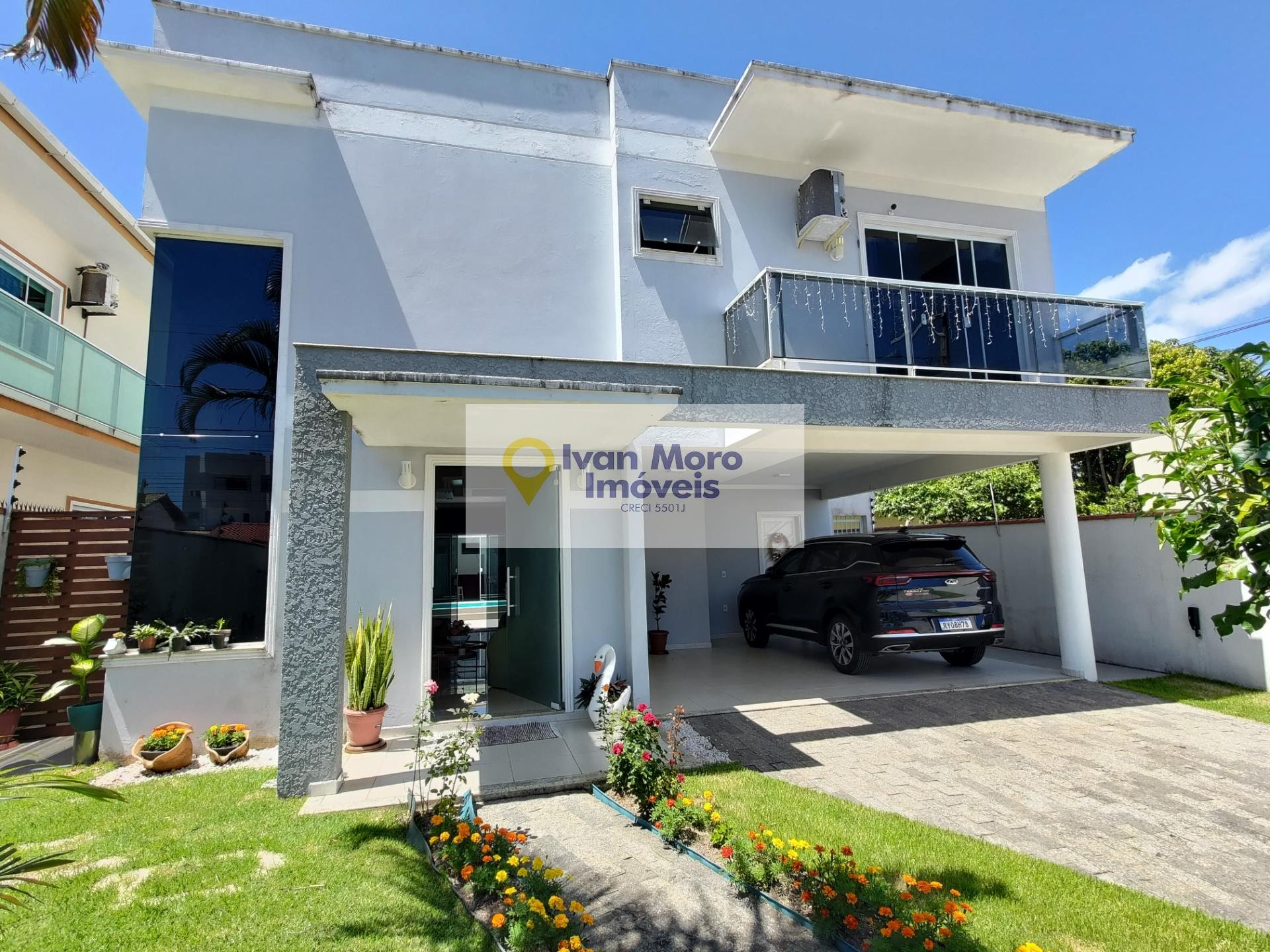 Casa à venda com 3 quartos, 5 banheiros, 4 vagas e 215m² no Ingleses do Rio Vermelho, Florianópolis — foto principal
