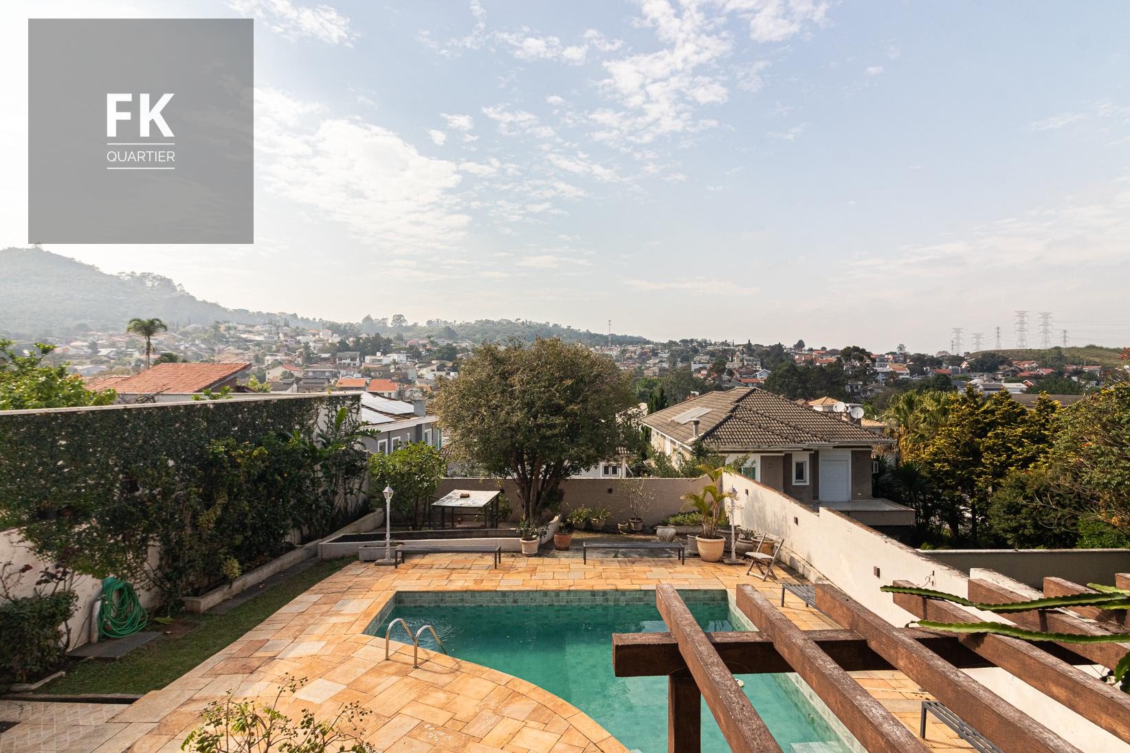 Casa à venda com 4 quartos, 4 suítes, 4 vagas e 398m² no Alphaville, Santana de Parnaíba (SP) — foto 4 de 30