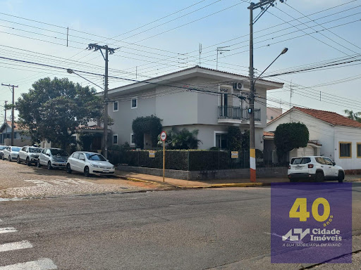 Sobrado no centro de Avaré! Excelente para fins comerciais!