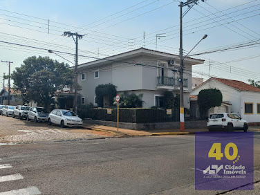 Sobrado no centro de Avaré! Excelente para fins comerciais!