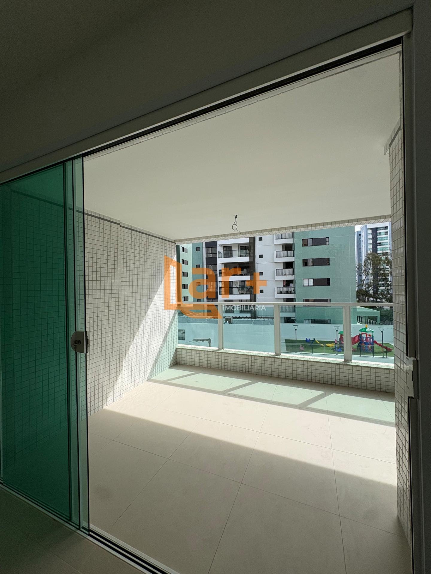 Apartamento à venda com 4 quartos, 4 banheiros, 2 vagas e 114m² no Farolândia, Aracaju — foto principal
